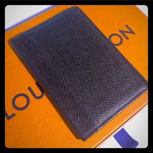 Louis Vuitton Card Holder/Wallet
